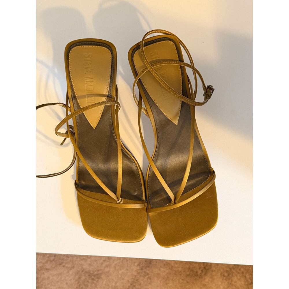 Annie Steve Madden Heels